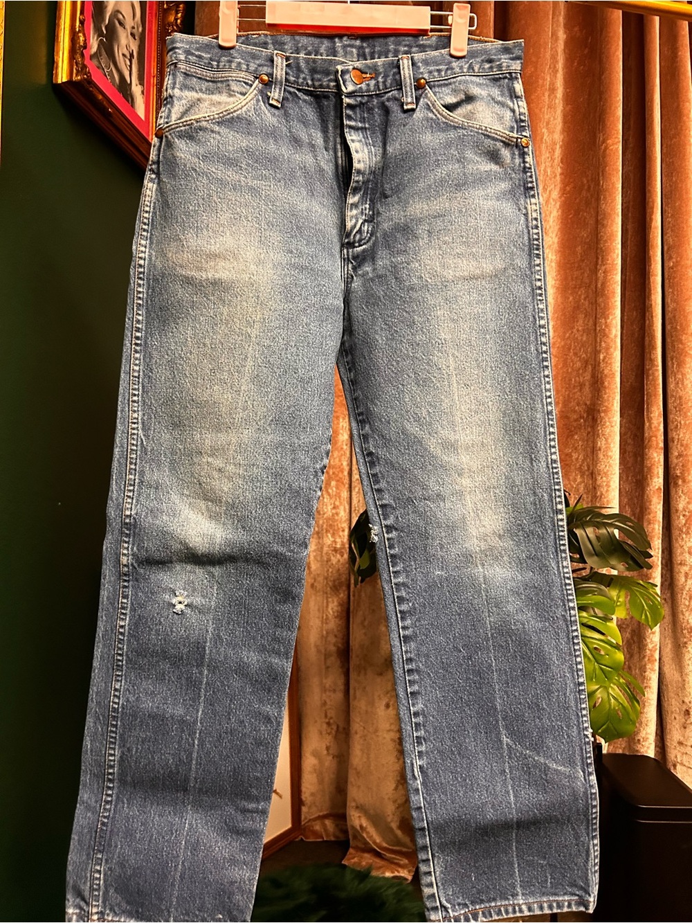 Wrangler Vintage Wash Straight-Leg Jeans - Faded Blue